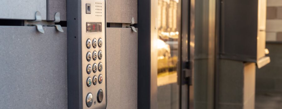 keypad on commercial building